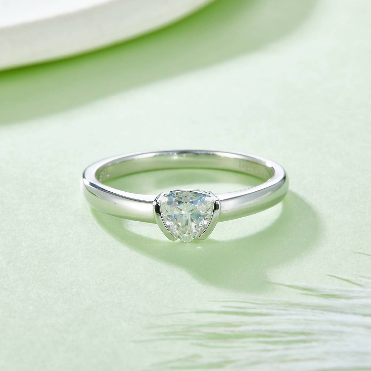Simplified Triangle S925 Silver Plated Platinum Moissanite Diamond Women's Ring 0.5 Carat D-Class